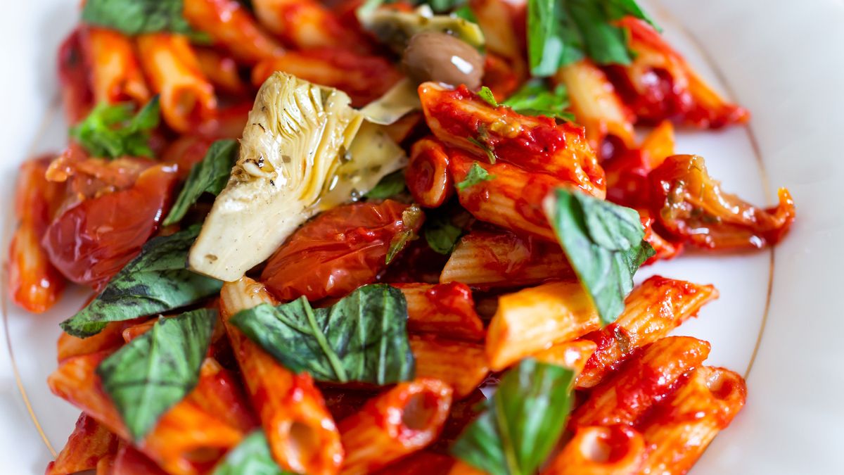 Vodka sauce: Gigi Hadid's recipe for this pasta sauce is all over Insta