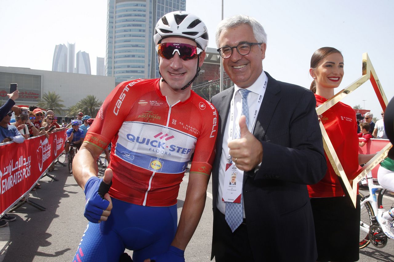 Thumbs up from Elia Viviani