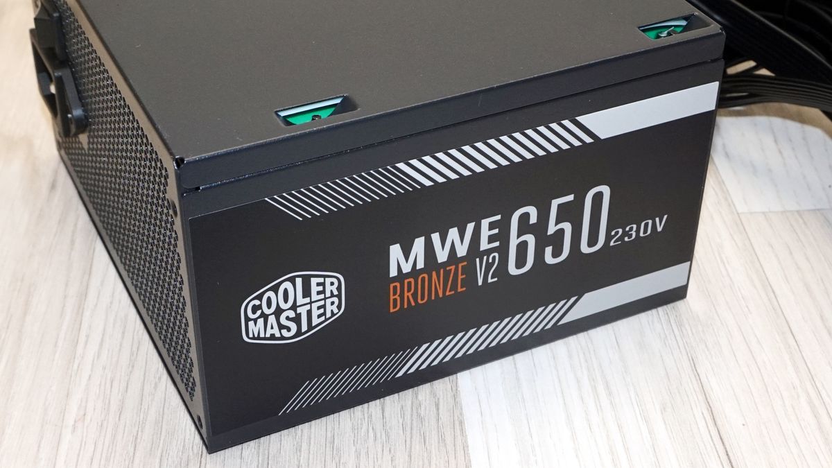 Cooler Master MWE Bronze V2 230V 650W