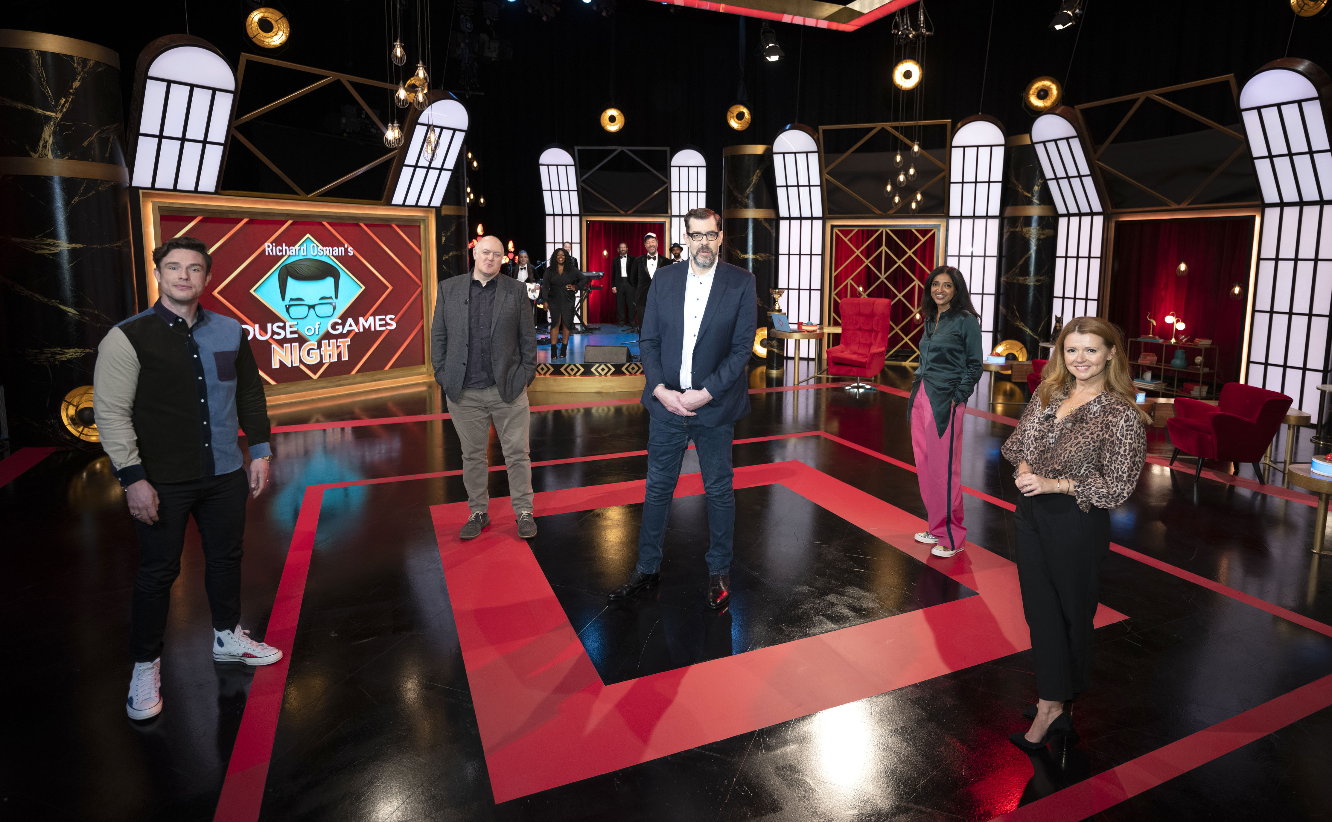 Tv tonight Richard with his guests.
