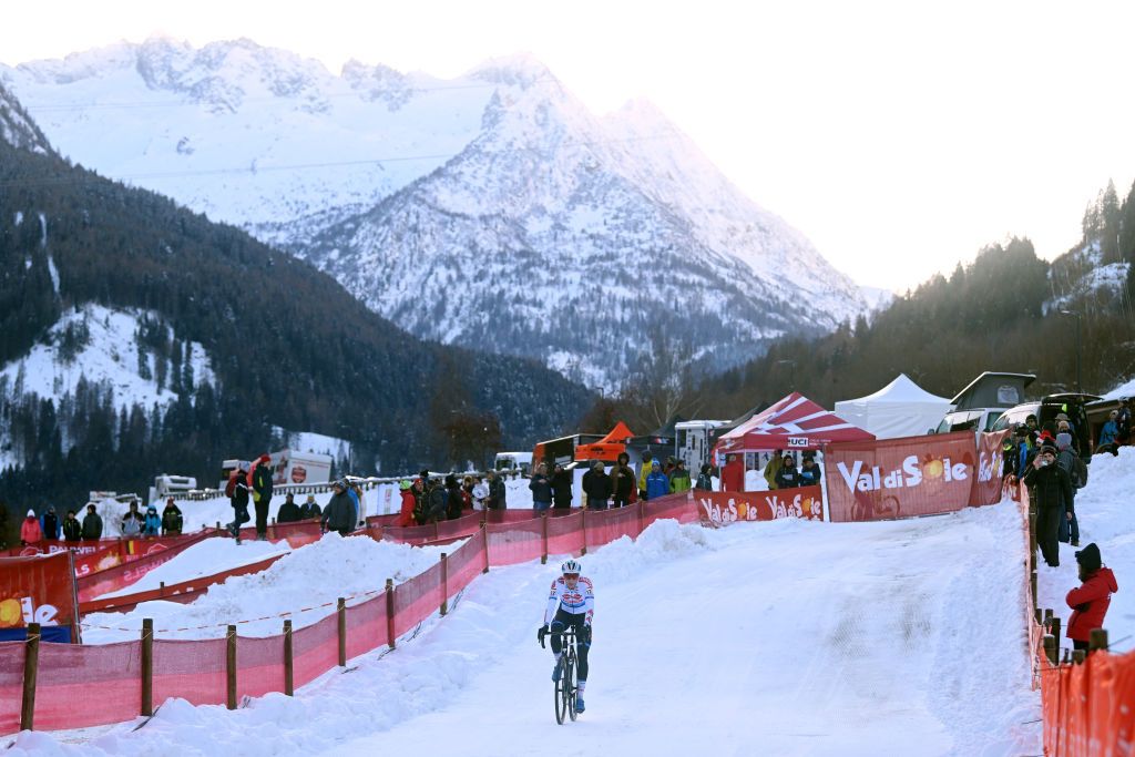 VERMIGLIO ITALY DECEMBER 17 Michael Vanthourenhout of Belgium and Team Pauwels Sauzen Bingoal competes during the 2nd UCI Cyclocross World Cup Val Di Sole 2022 Mens Elite CXWorldCup on December 17 2022 in Vermiglio Italy Photo by Dario BelingheriGetty Images