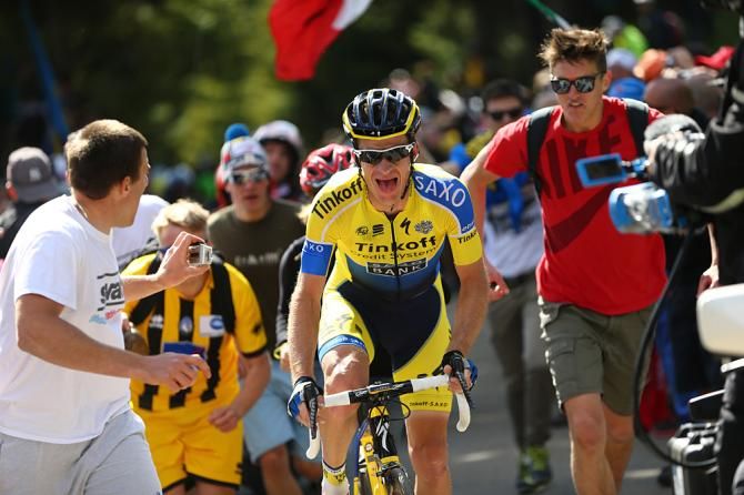 Michael Rogers (Tinkoff-Saxo) chased by spectators up the Zoncolan