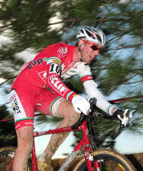 Troy Wells (Clif Bar) having a podium ride