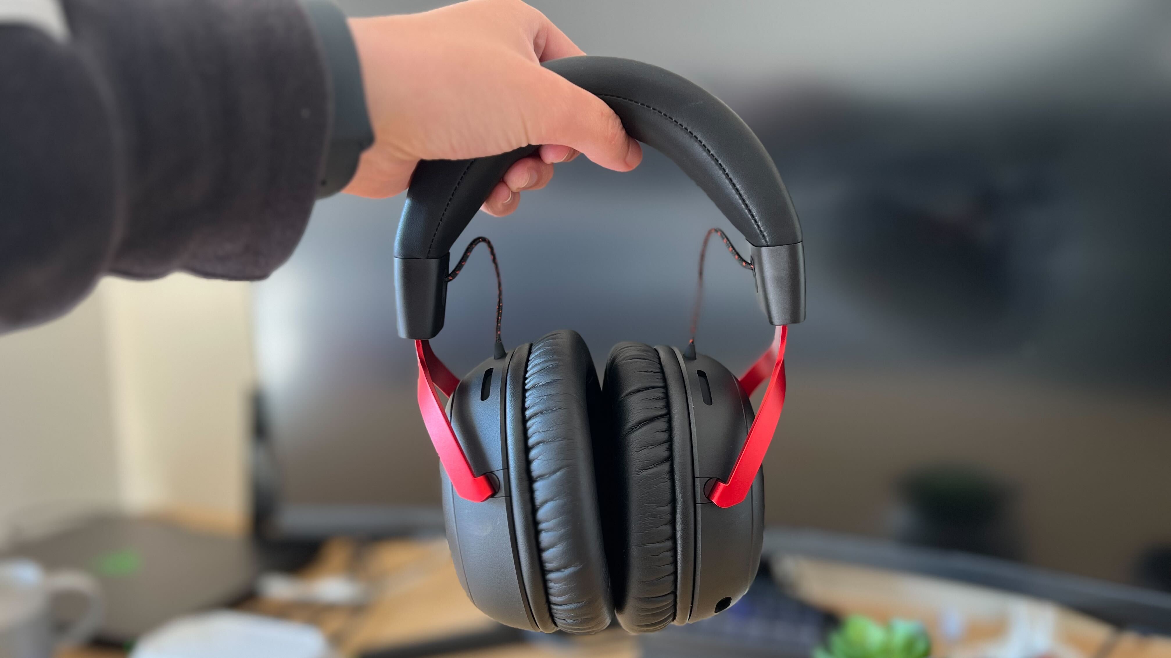 HyperX Cloud 3 Wireless review: “comfort and battery at the expense of functionality”