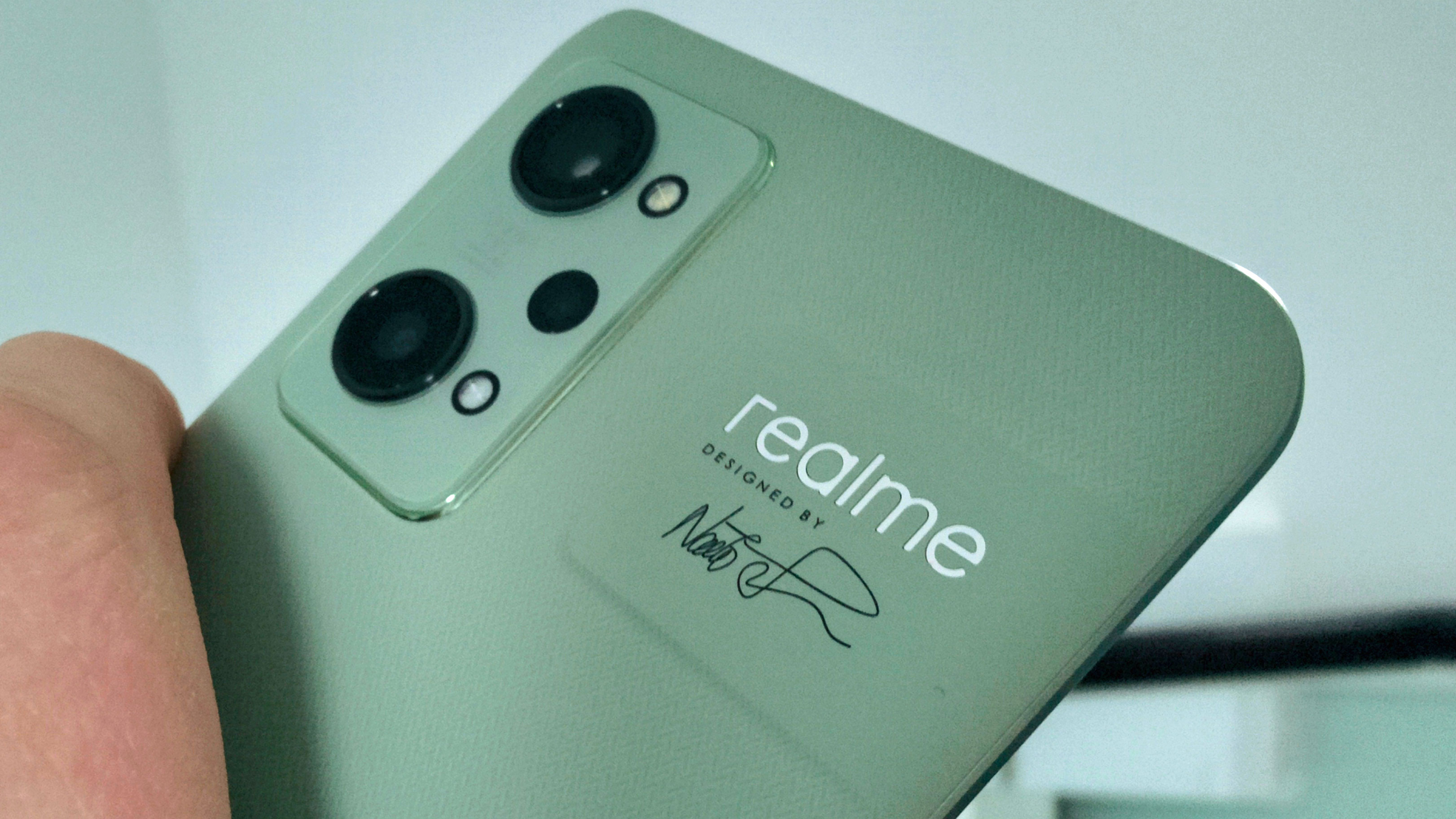 Realme GT2