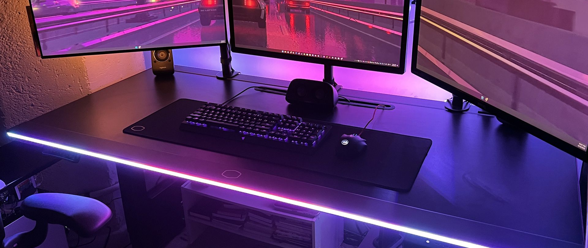 Cooler Master GD160 ARGB Gaming Desk Review Perfect Ambiance Tom's