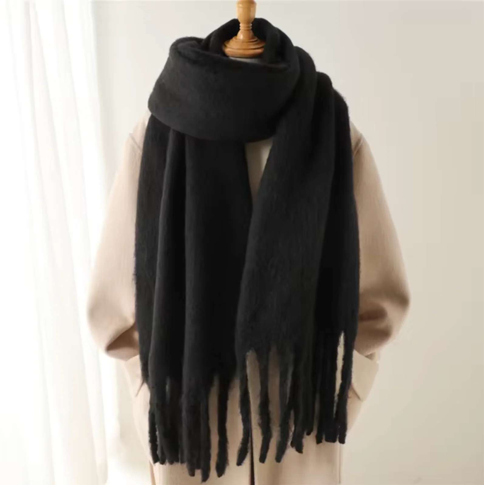 Alexander Hampton, Elyra Cashmere Pashmina Scarf
