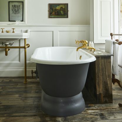 Rustic bathroom ideas for a laidback bathing space | Ideal Home