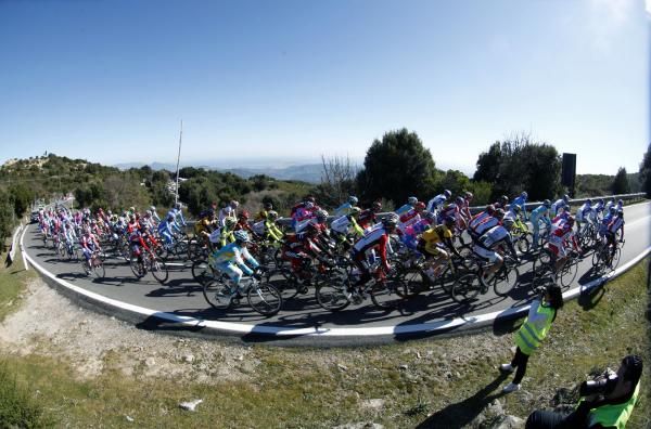 The Giro di Sardegna peloton