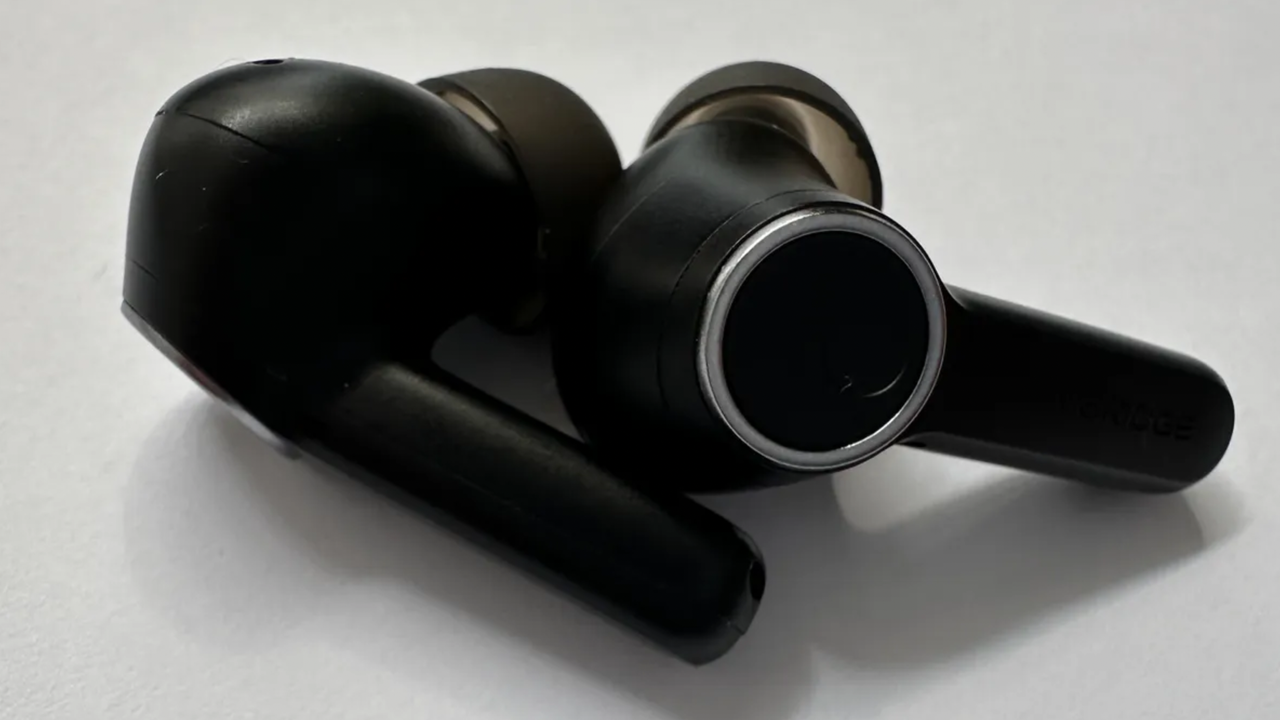 Cambridge Audio Melomania A100