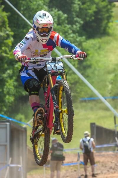 Tracey Hannah (Hutchinson United Ride) gets a great launch off the next to final jump for second place.