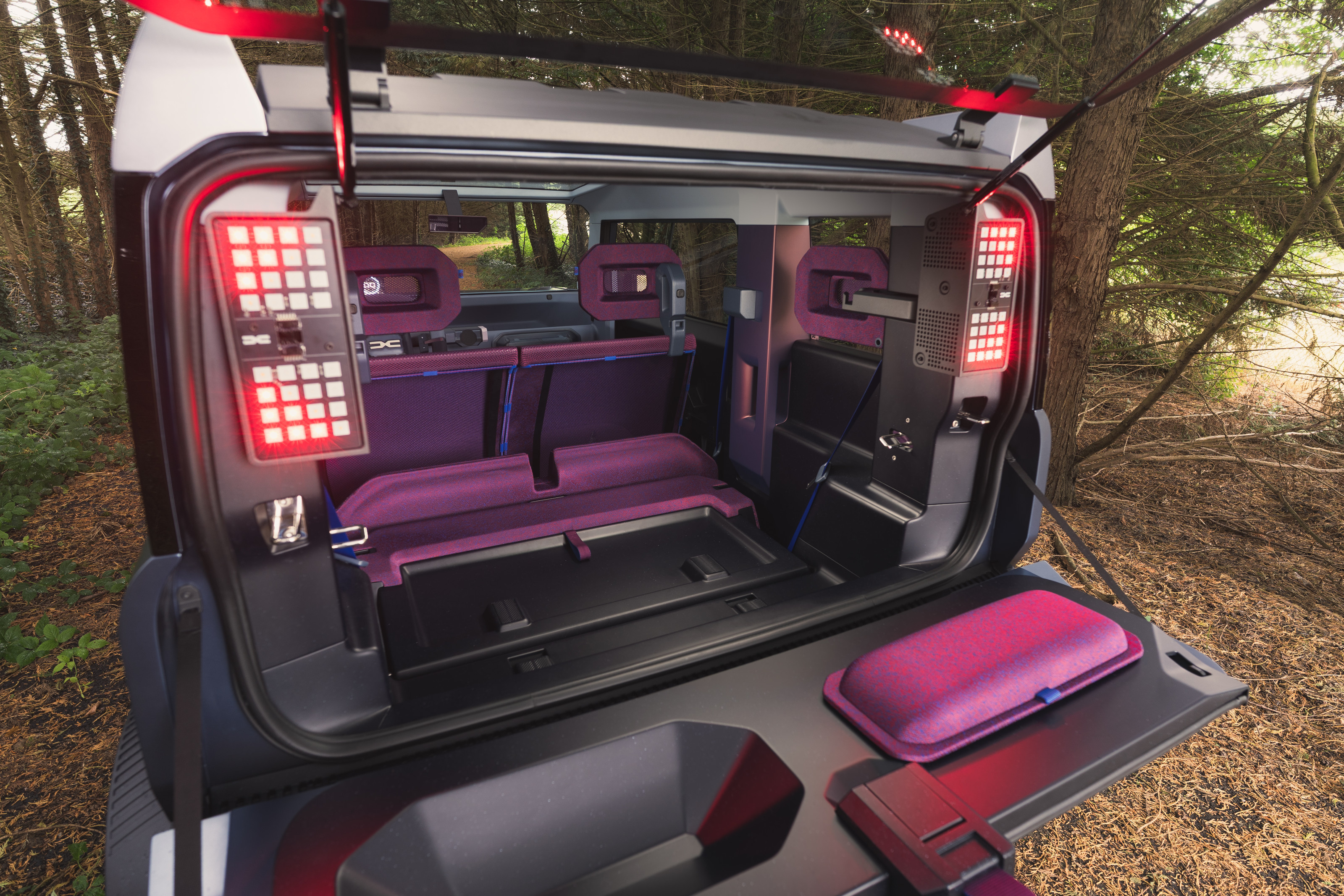 The flexible Dacia Hipster Concept interior