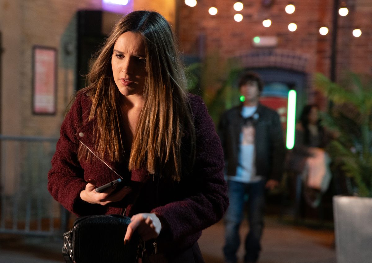 Coronation Street: Amy walks home but someone is following