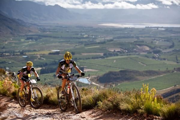 Ariane Kleinhans and her partner and husband, Erik make their way over Groenlandberg Mountains