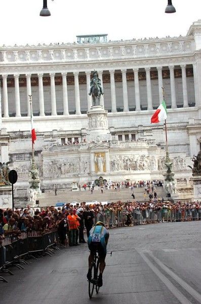 Lance Armstrong (Astana) makes his way through the steets of Rome.