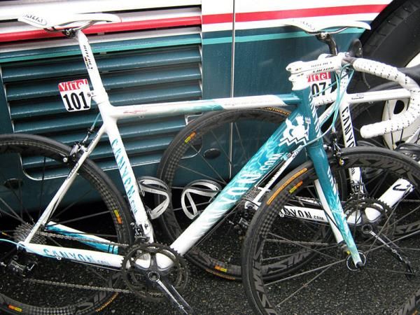 Jurgen van den Broeck (Omega Pharma-Lotto) has a custom decorated Canyon bike.