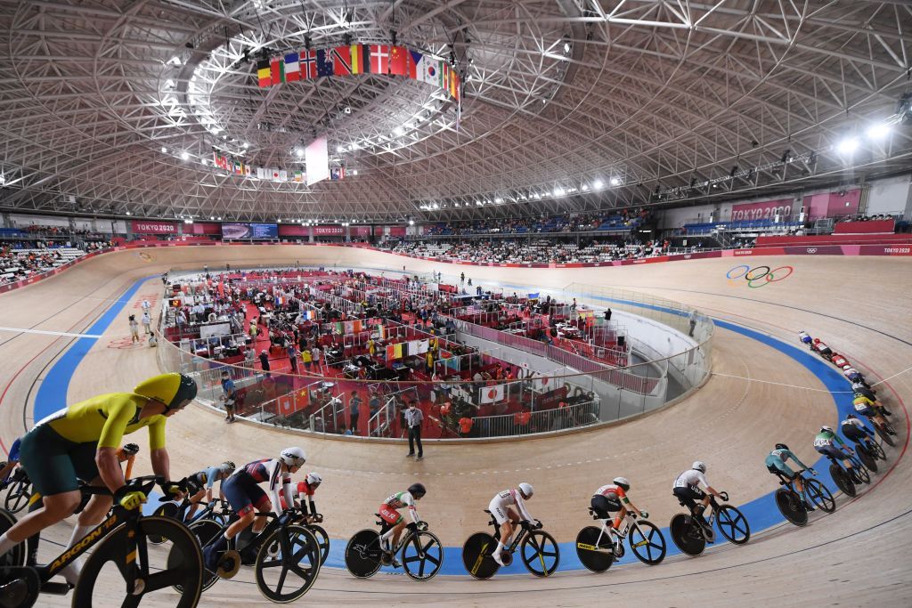 Cyclists compete in the womens track cycling omnium scratch race during the Tokyo 2020 Olympic Games at Izu Velodrome in Izu Japan on August 8 2021 Photo by Greg Baker AFP Photo by GREG BAKERAFP via Getty Images