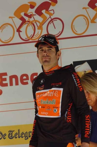 Pablo Urtasun (Euskaltel-Euskadi) in the Primus points jersey.
