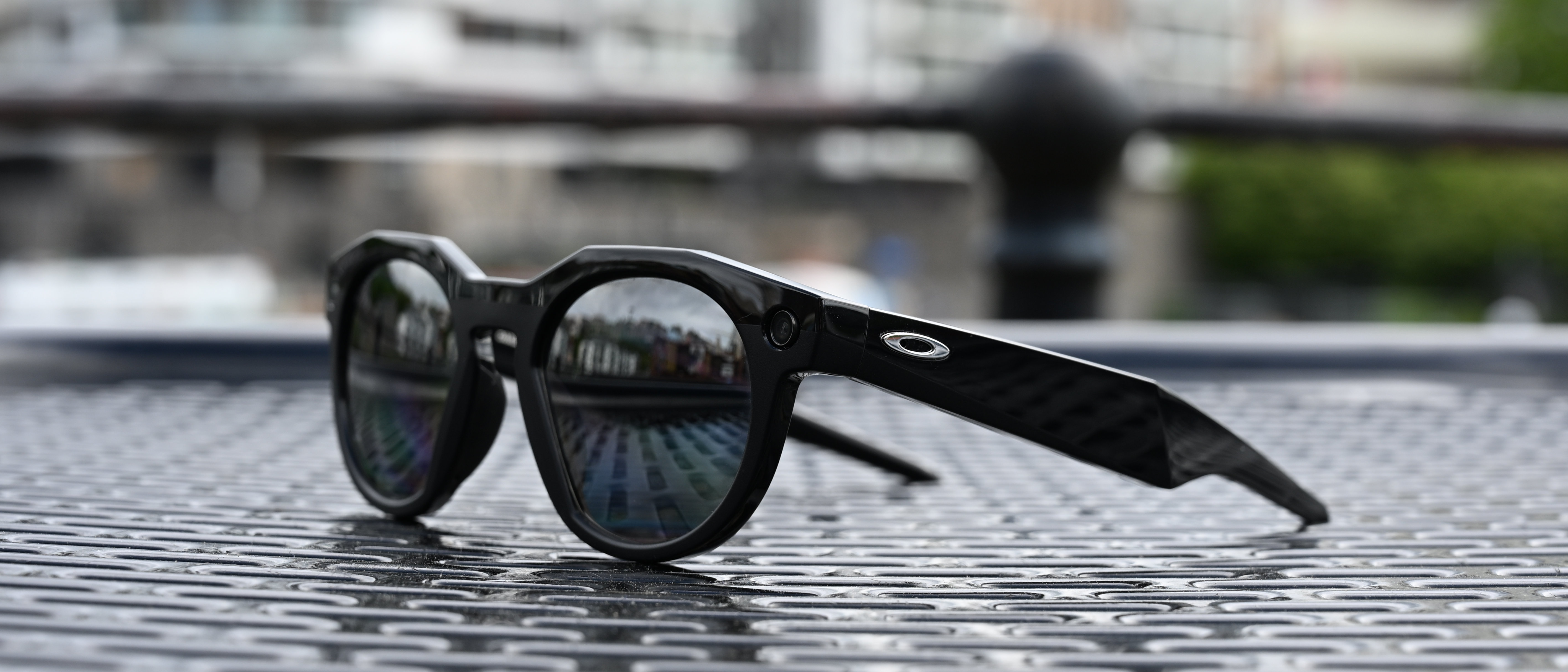 Oakley Meta HSTN product image