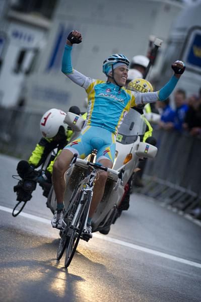 Remy Di Gregorio (Team Astana) wins stage 7 of Paris-Nice.