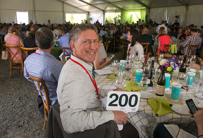 00000a190-Sonoma_barrel_auction_2015.jpg