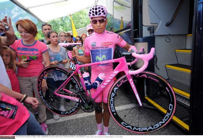 Nairo Quintana (Movistar) all dressed in pink