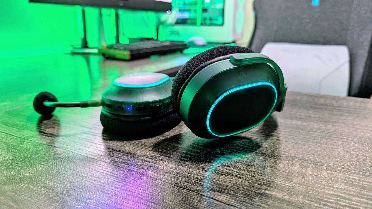 Image of the Razer Phantom Green Collection.