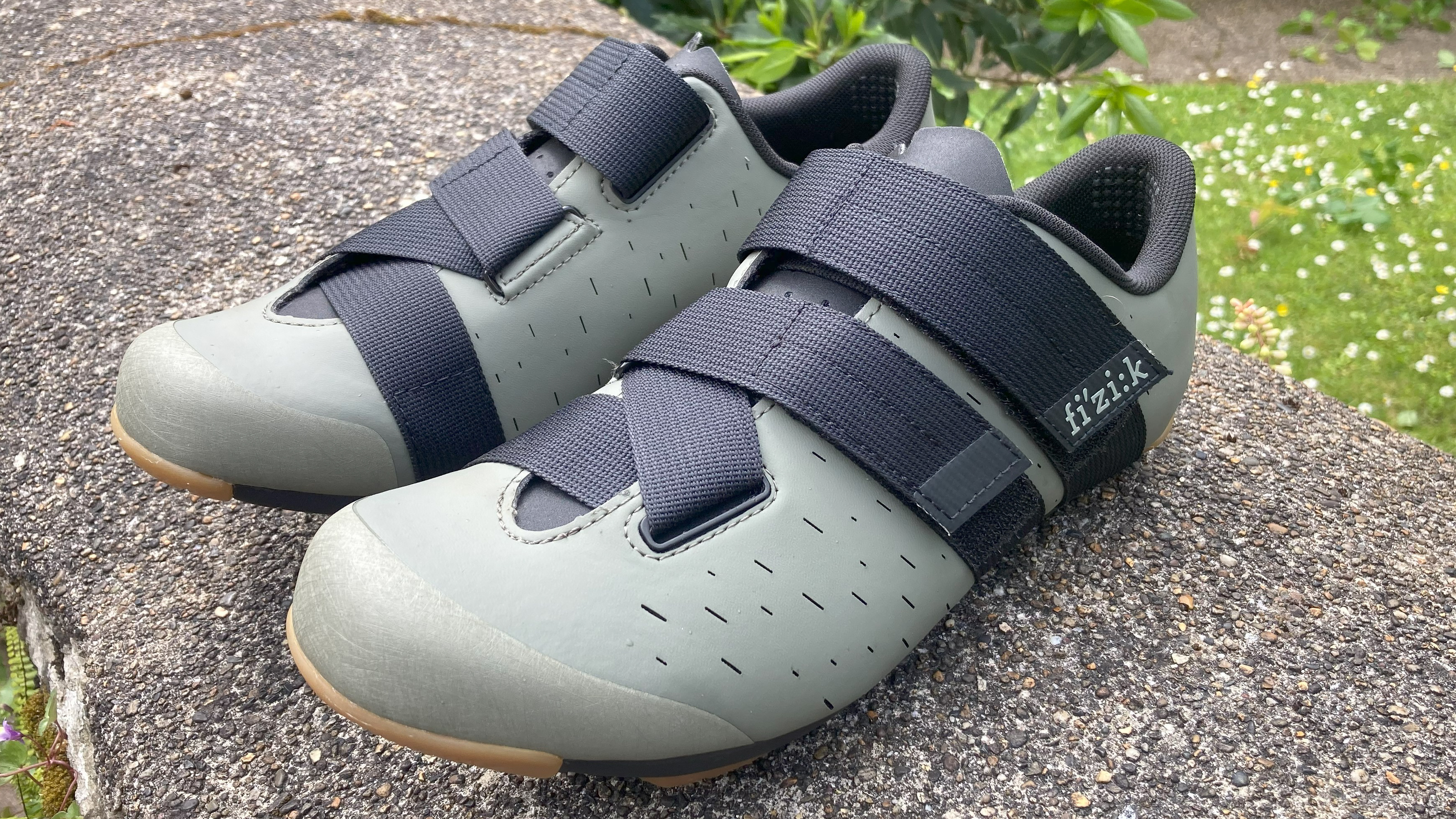 Chaussures De Cyclisme Fizik X4 Powerstrap – Mixte, Gravel – Semelle Rigide, Caoutchouc, Fermeture Velcro