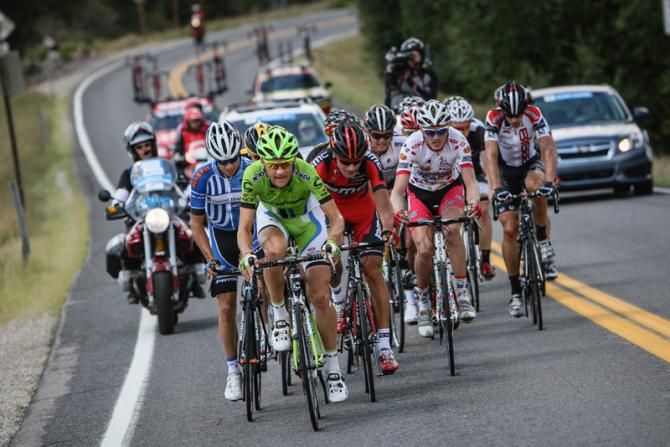 Ted King (Cannondale) driving the break.