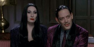 addams family 90s movie gomez and morticia