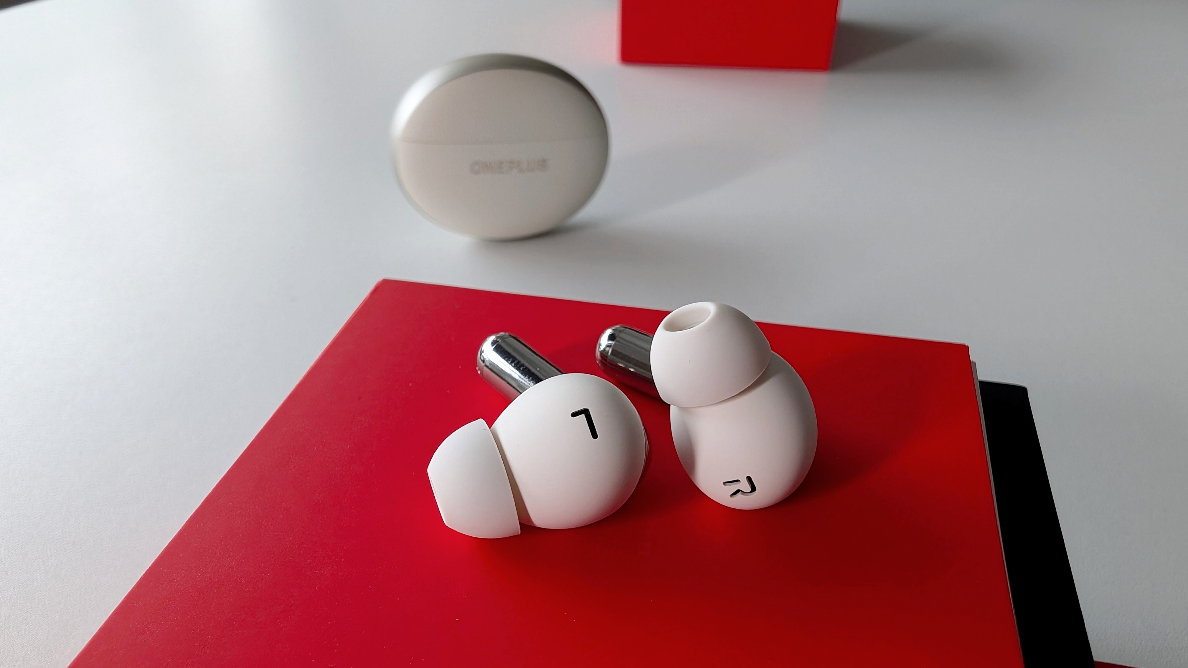 OnePlus Buds Pro 3