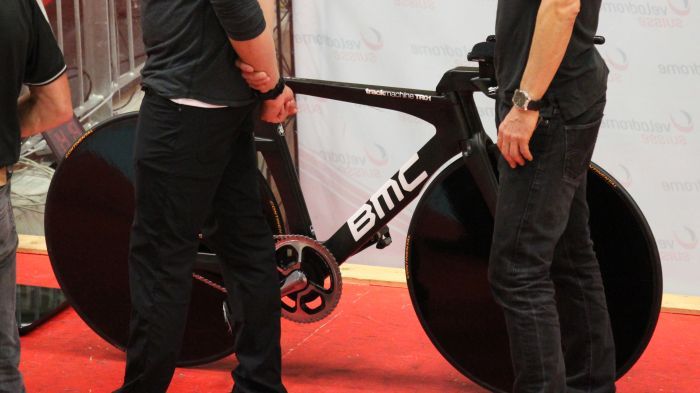 Here's a sneaky shot that first confirmed Dennis' bike as a BMC TrackMachine TR01