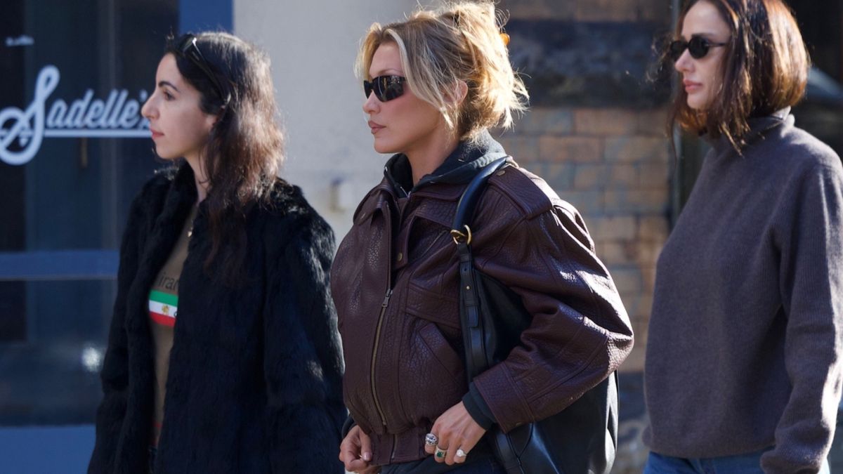 Sneakers Are for the Gym *Unless* You Wear Them in This Color With This Denim Trend