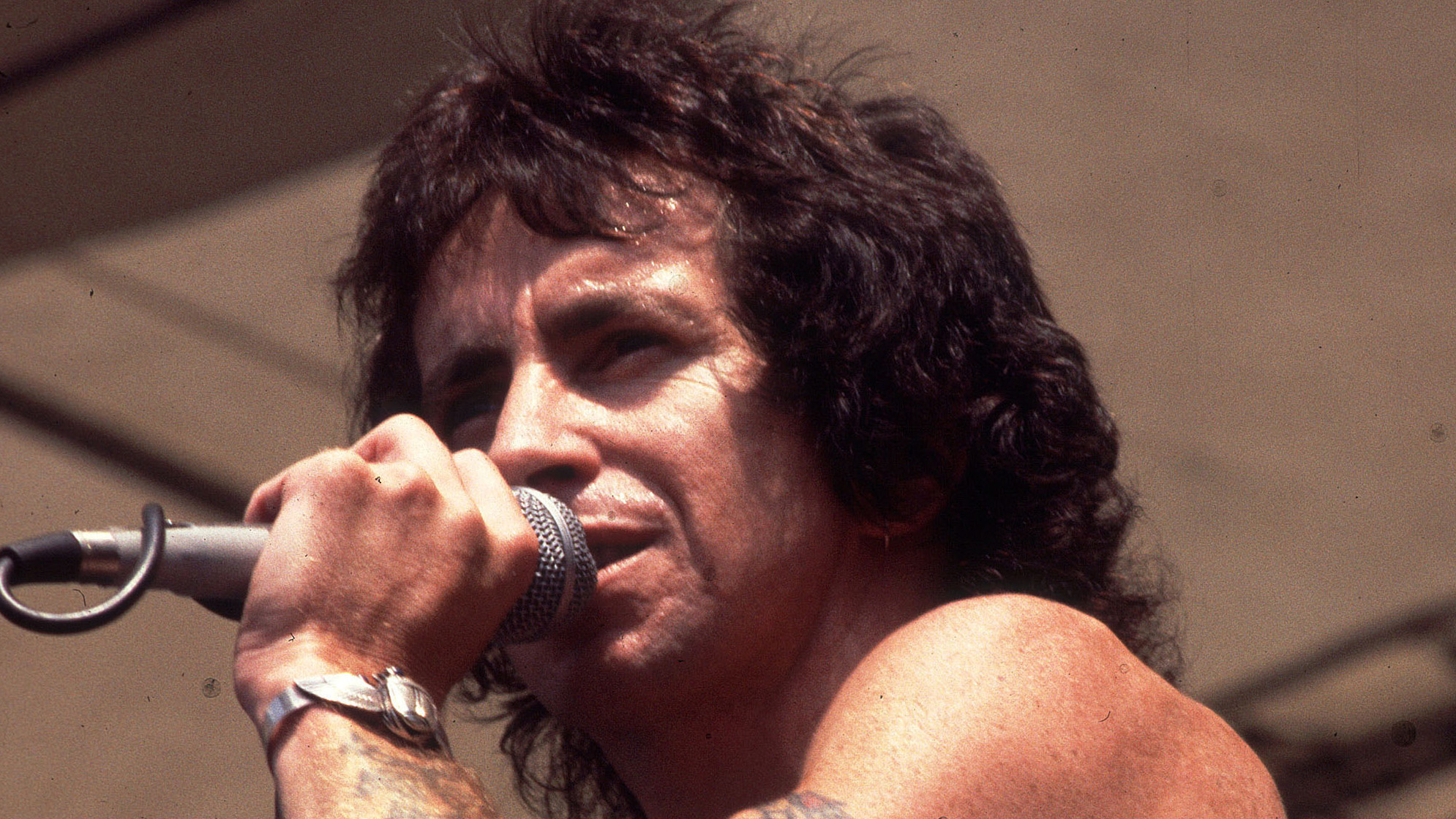 Bon Scott on stage in 1978