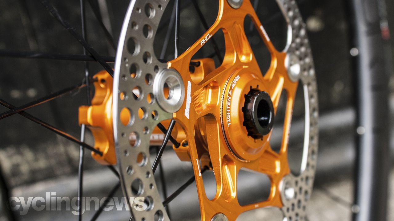 Hope RD40 carbon wheelset