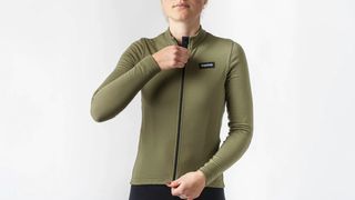 Female rider modelling the GripGrab Gravelin long-sleeve jersey