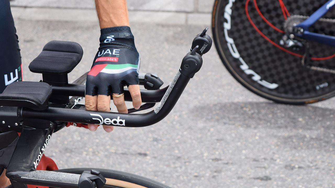 While some riders prefer practically straight handlebar extensions, others can opt for nearly 90-degree angles on their setups