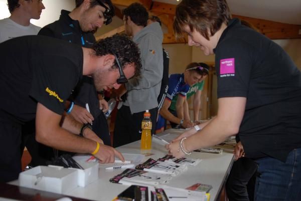 Cavendish collects his race numbers