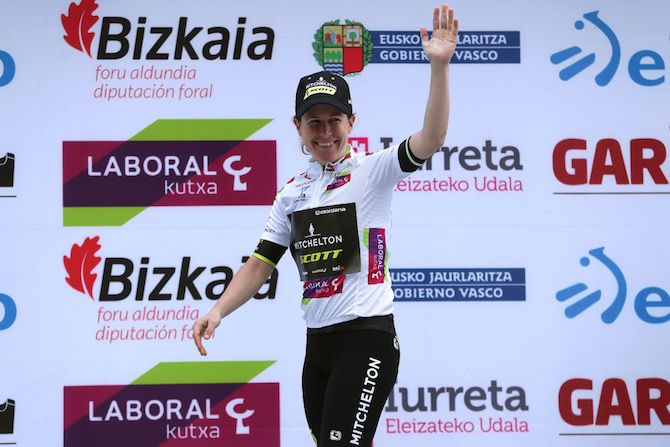Amanda Spratt ((Mitchelton-Scott) takes the white leader's jersey after winning stage 2 of the 2019 Emakumeen Bira