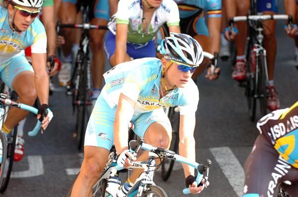 Vinokourov (Kazakhstan) played his hand today, but came up short. He finished 26th.