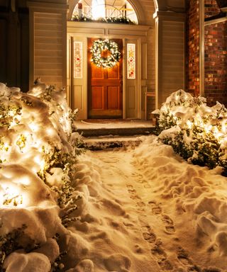 Path lighting towards a front door