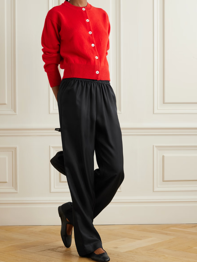 missing-image سوف ينتشر صيحة البنطلونات الحريرية في كل مكان هذا الربيع