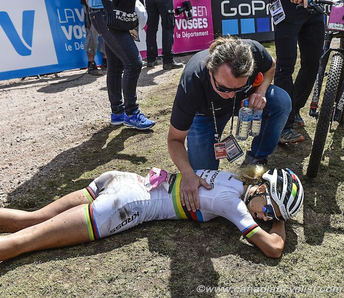 Jolanda Neff (Kross Racing Team) collapsed post-race after chasing back from mechanicals, twice