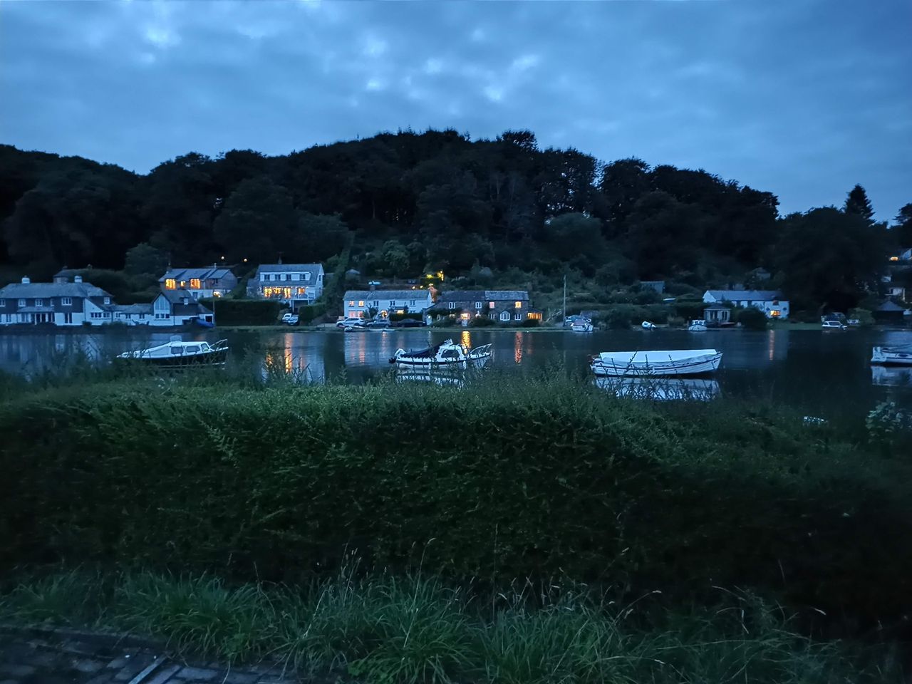 A scene shot with Night mode...