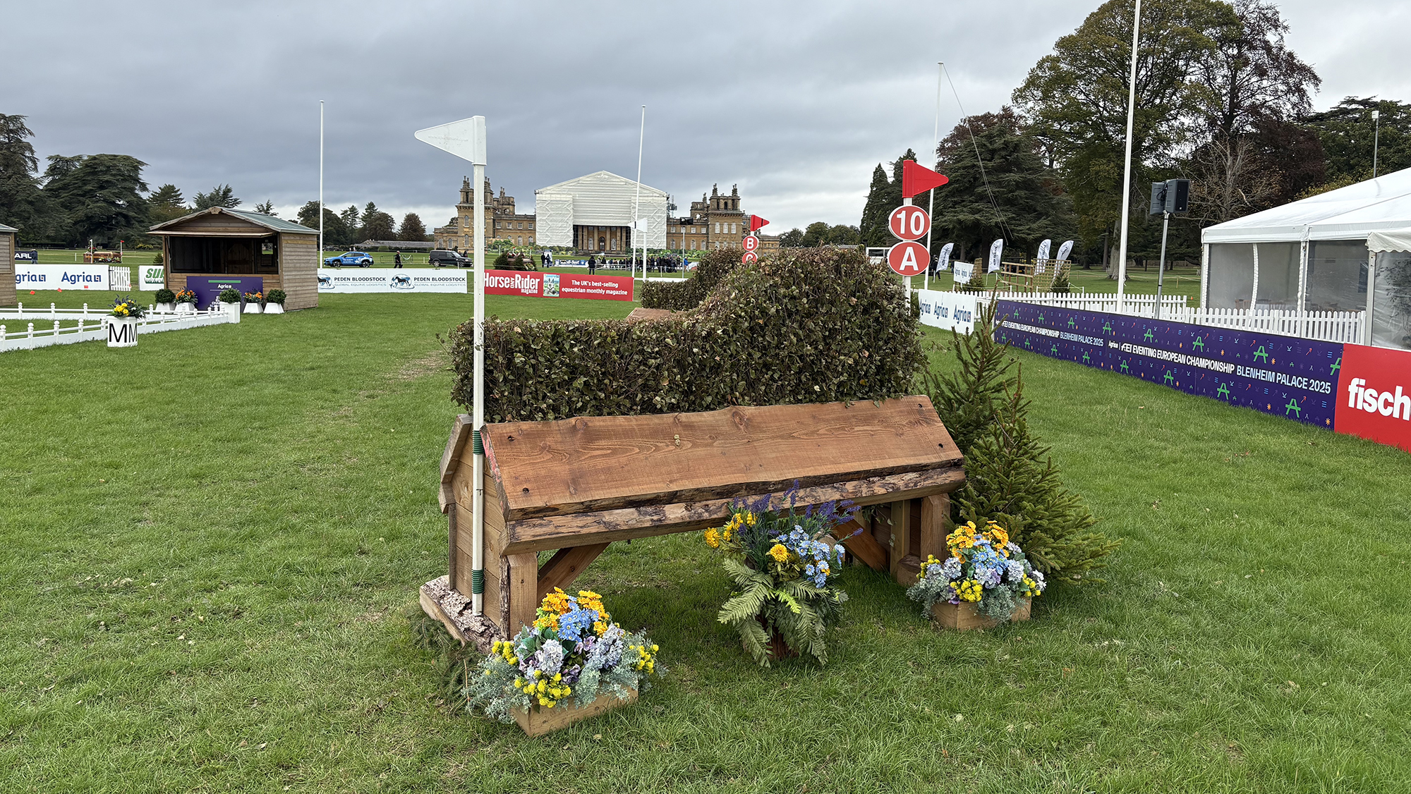 Fence10a