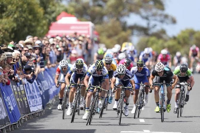 Matt Goss leads the way in the sprint