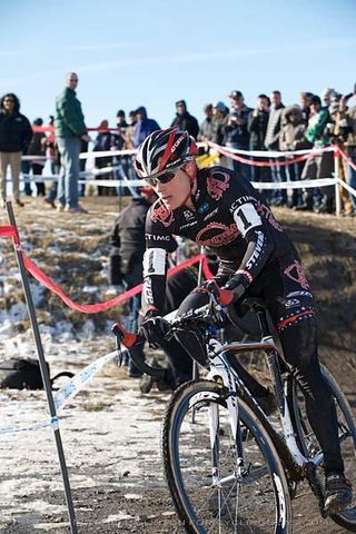 Katie Compton (Planet Bike) rides to her sixth straight national cyclo-cross championship.