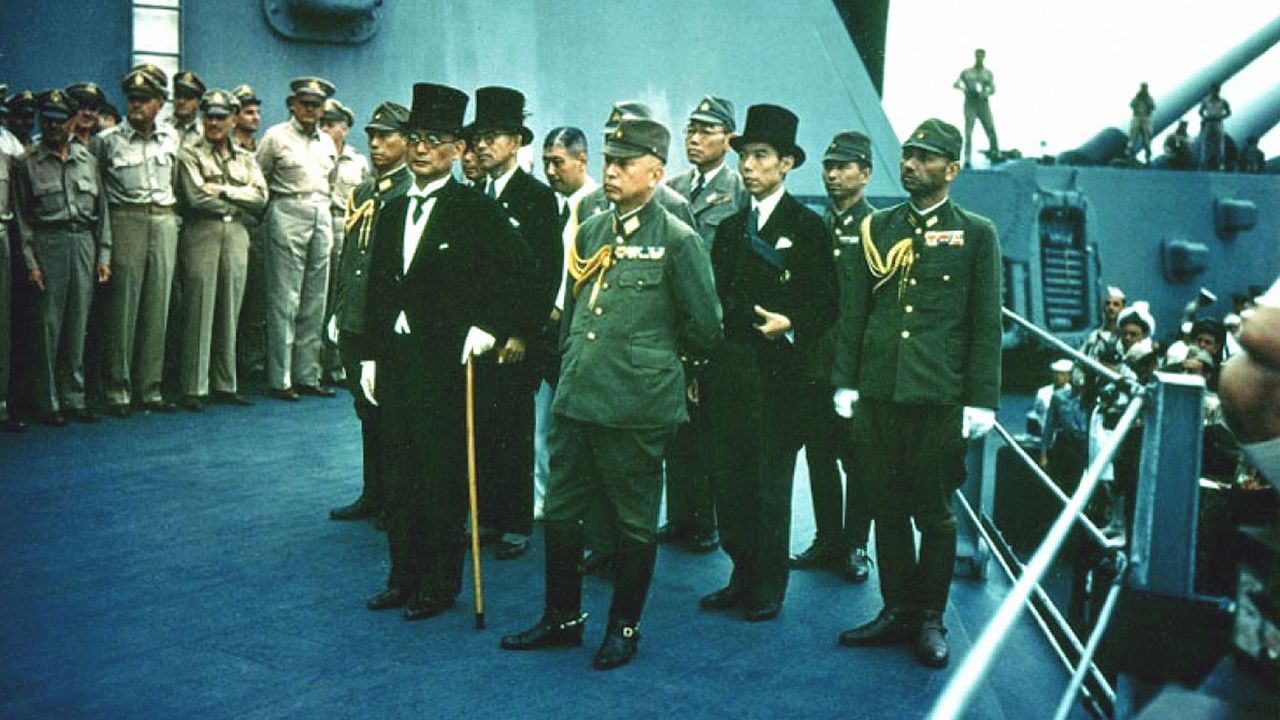 Japanese Surrender in 1945 © Bildagentur/Universal Images Group via Getty Images