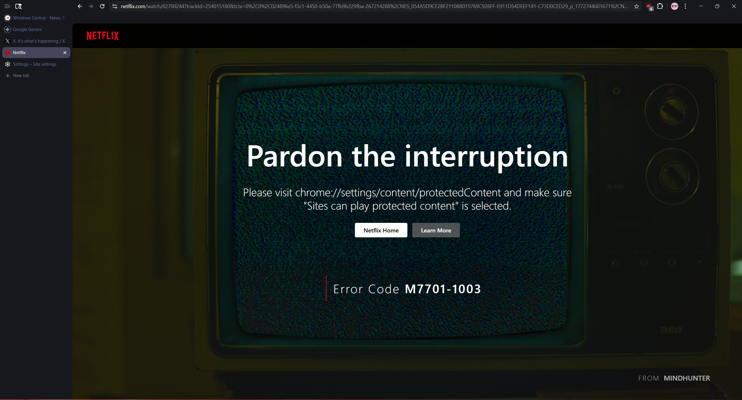 Netflix error showing in Helium browser due to the lack of DRM support.