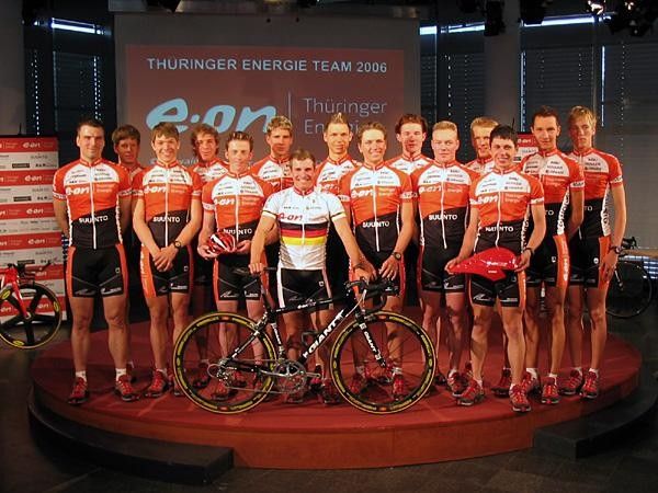 The Th&uuml;ringer Energie Team (from left): Christian Bach, Florian Frohn, Daniel Schueler, Philip Patzer, Matthias Hahn, Sven Hippel, Sebastian Schwager (German U-23 champion), Tony Martin, Marcel Barth, Sascha Damrow, Nico Graf, Karsten He&szlig;, Gert Seifert, Patrick Gretsch, Bj&ouml;rn Gollhardt
